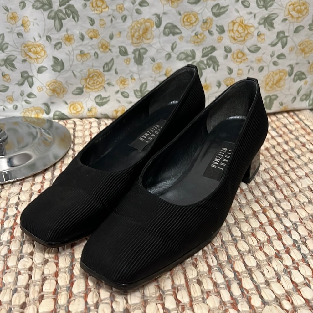 Stuart Weitzman Pumps